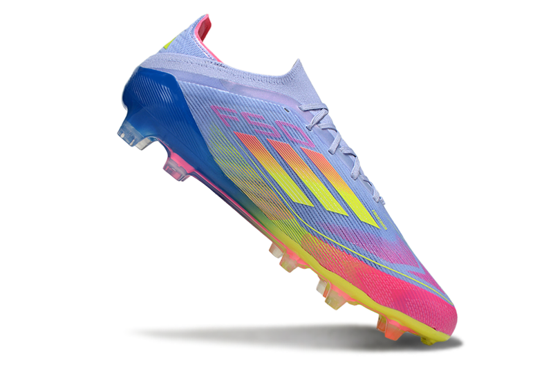 Chuteira Adidas F50 - Campo
