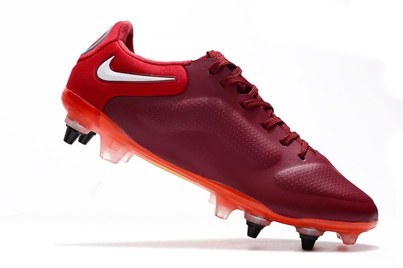 Chuteira Nike Tiempo Elite Campo (TRAVA MISTA)