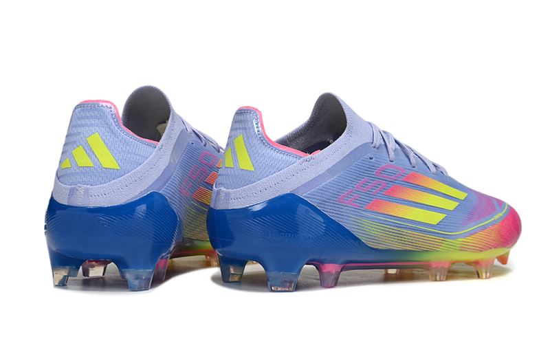 Chuteira Adidas F50 - Campo