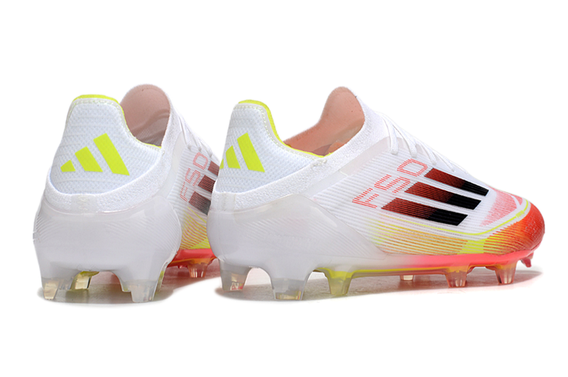 Chuteira Adidas F50 - Campo