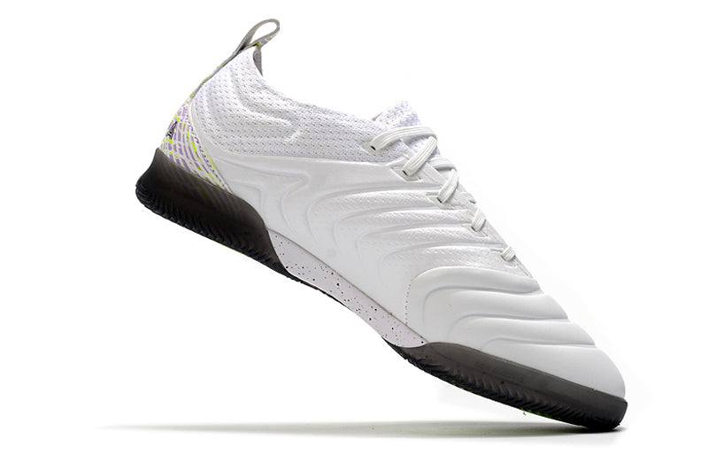 Chuteira Adidas Copa 20.1 - FUTSAL