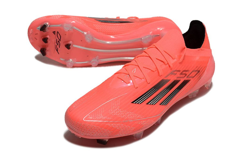 Chuteira Adidas F50 - Campo