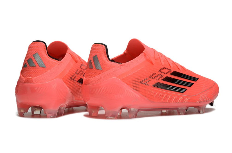 Chuteira Adidas F50 - Campo