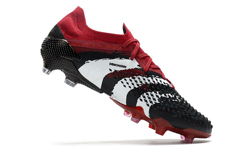 Chuteira Adidas Predator Mutator